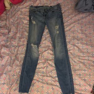 ripped jeans size 26 women’s low rise